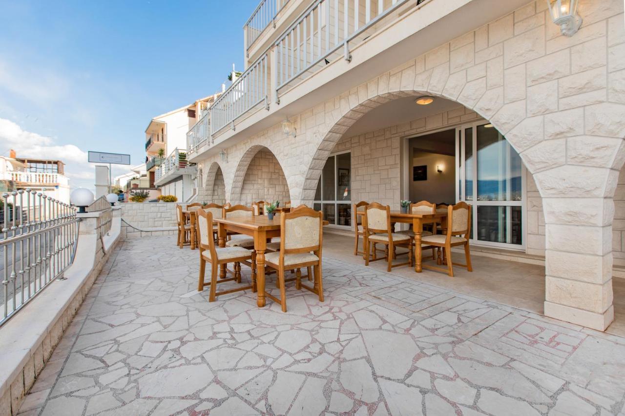 Hotel Buenavista Beach House Trogir Mastrinka Exterior foto