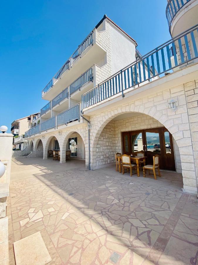 Hotel Buenavista Beach House Trogir Mastrinka Exterior foto