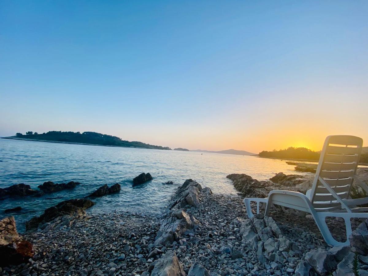 Hotel Buenavista Beach House Trogir Mastrinka Exterior foto