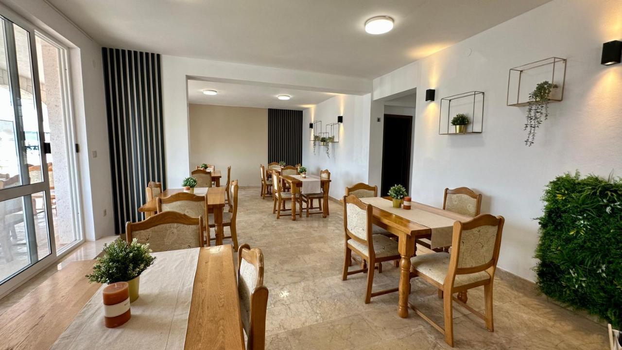 Hotel Buenavista Beach House Trogir Mastrinka Exterior foto