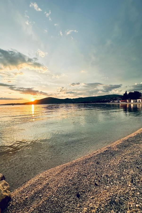 Hotel Buenavista Beach House Trogir Mastrinka Exterior foto